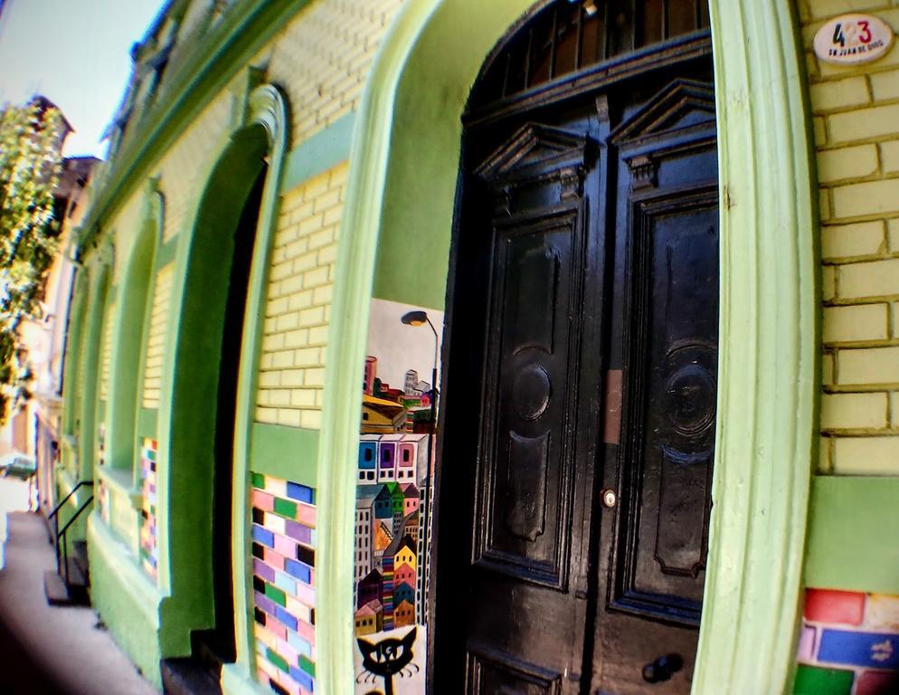La Casa Piola Hostel Valparaiso